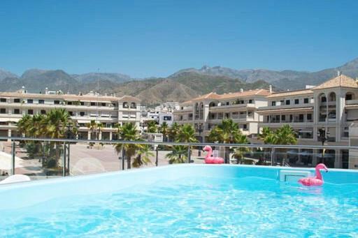 Edificio Gran8nerja Resort